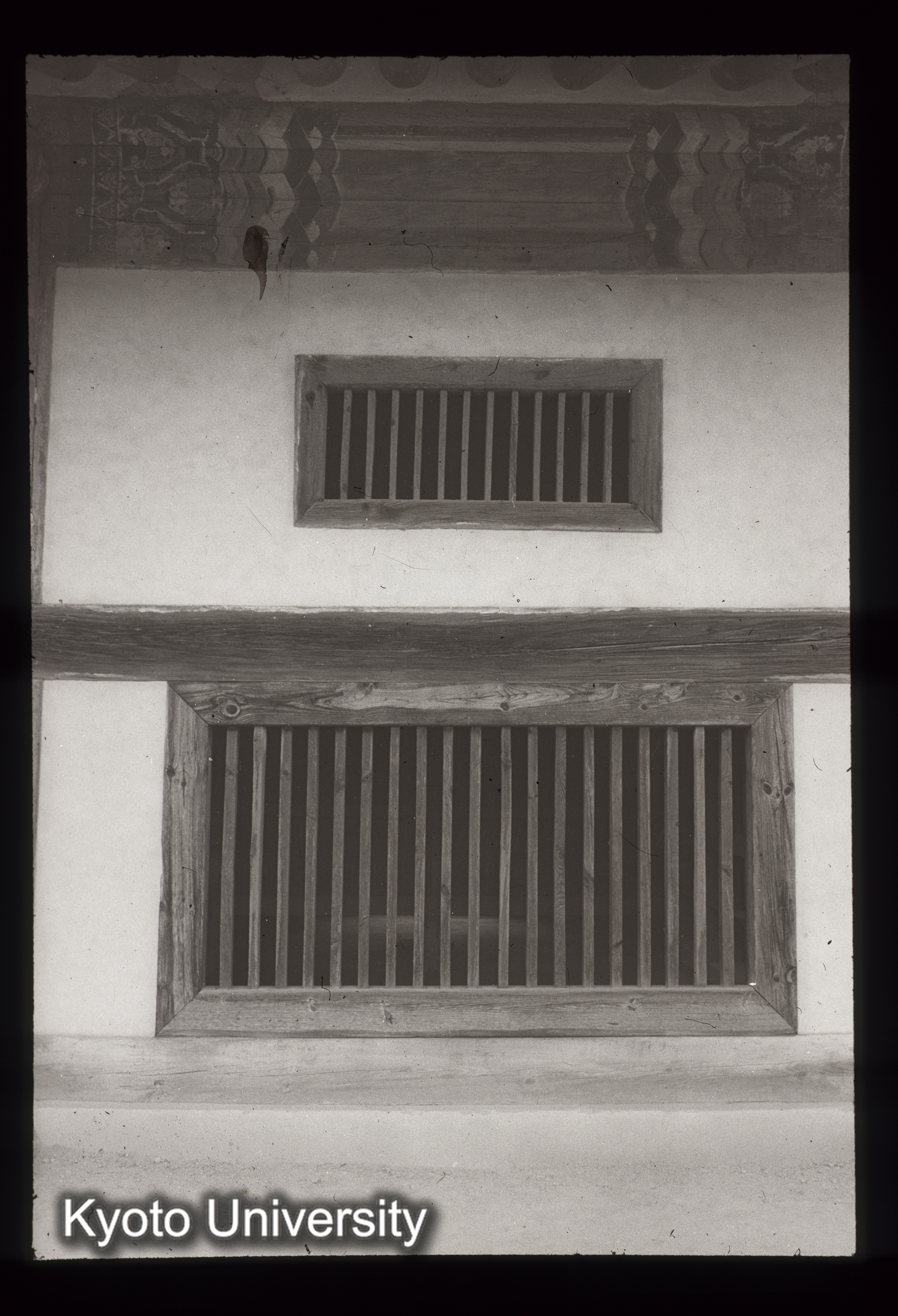 7_海印寺蔵経板庫 法宝殿（北屋） 連子窓 （1488） (1)