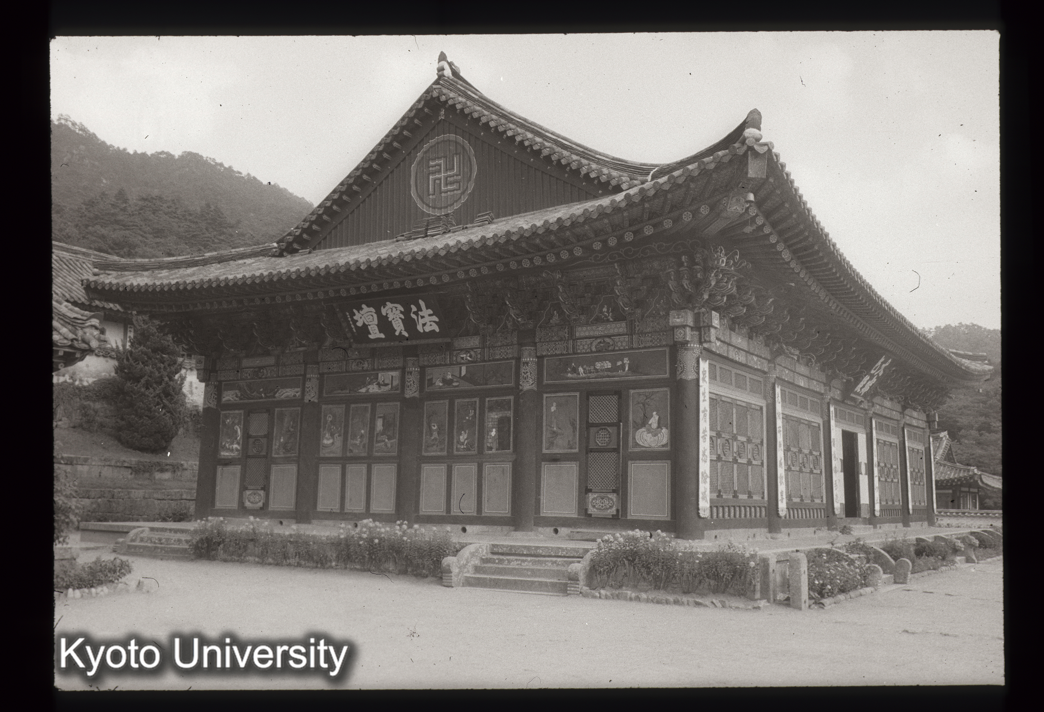 15_海印寺大寂光殿 正側面 (1)