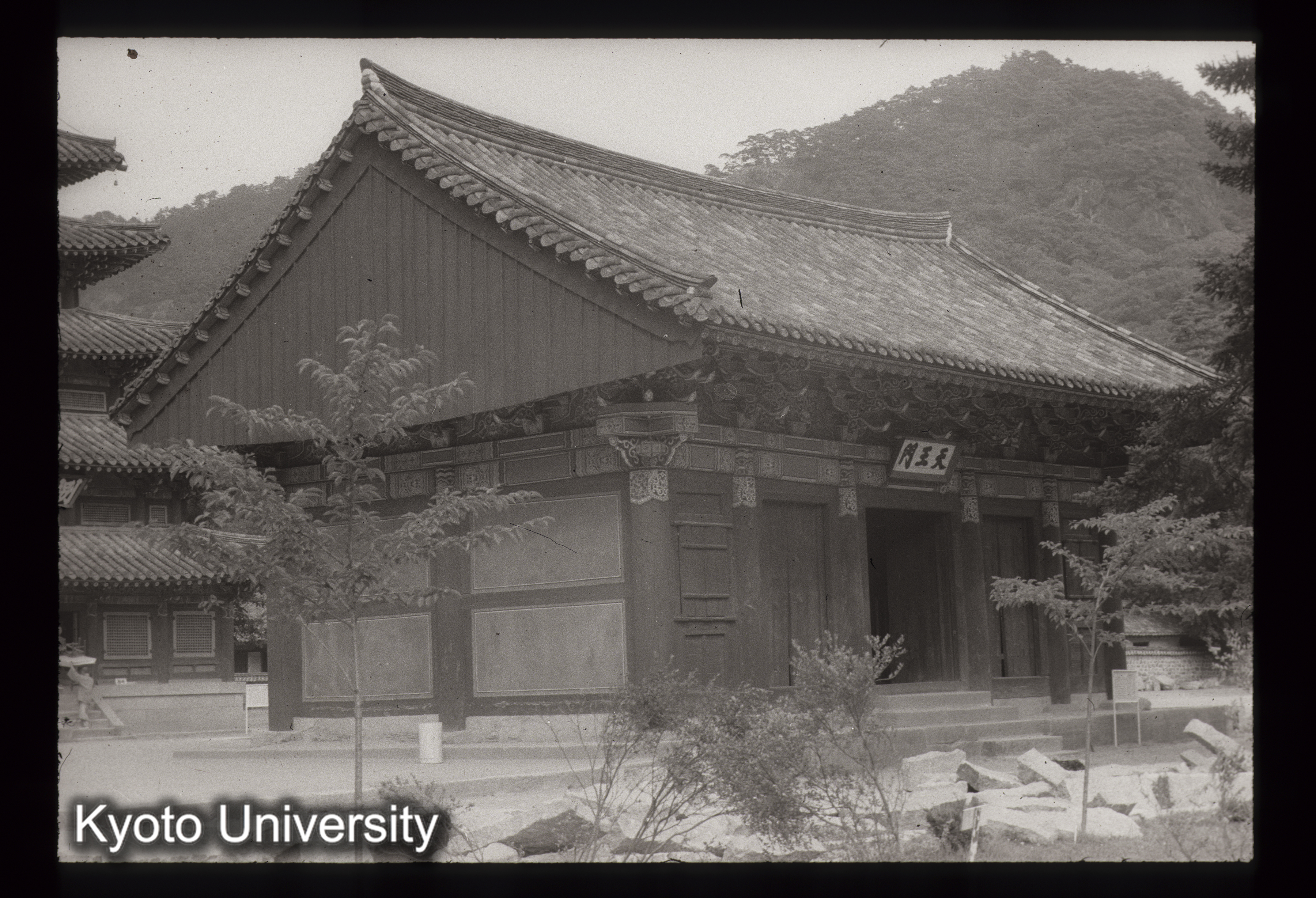 43_法住寺天王門 正側面 (1)