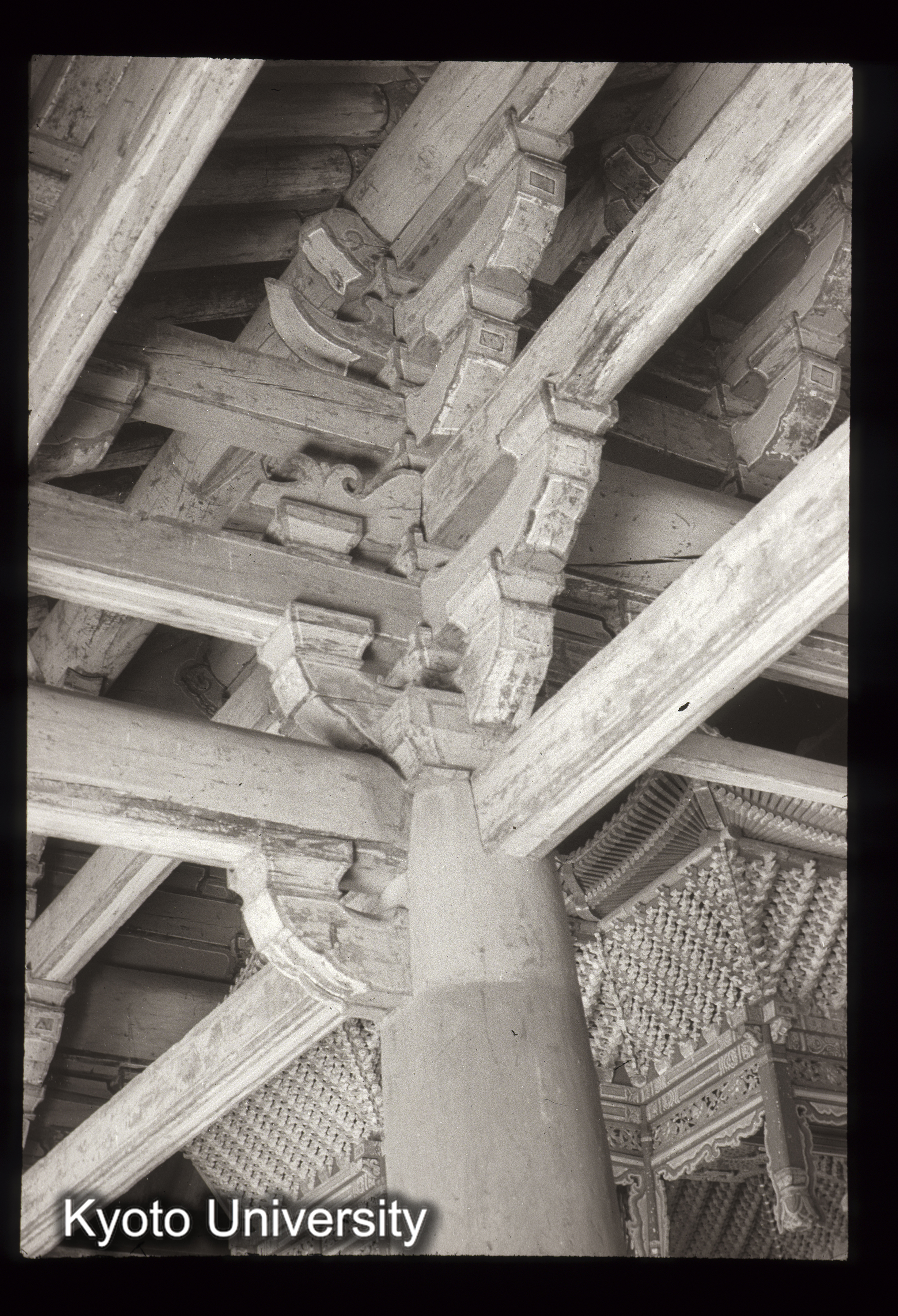 106_浮石寺無量寿殿 入側柱まわり (1)