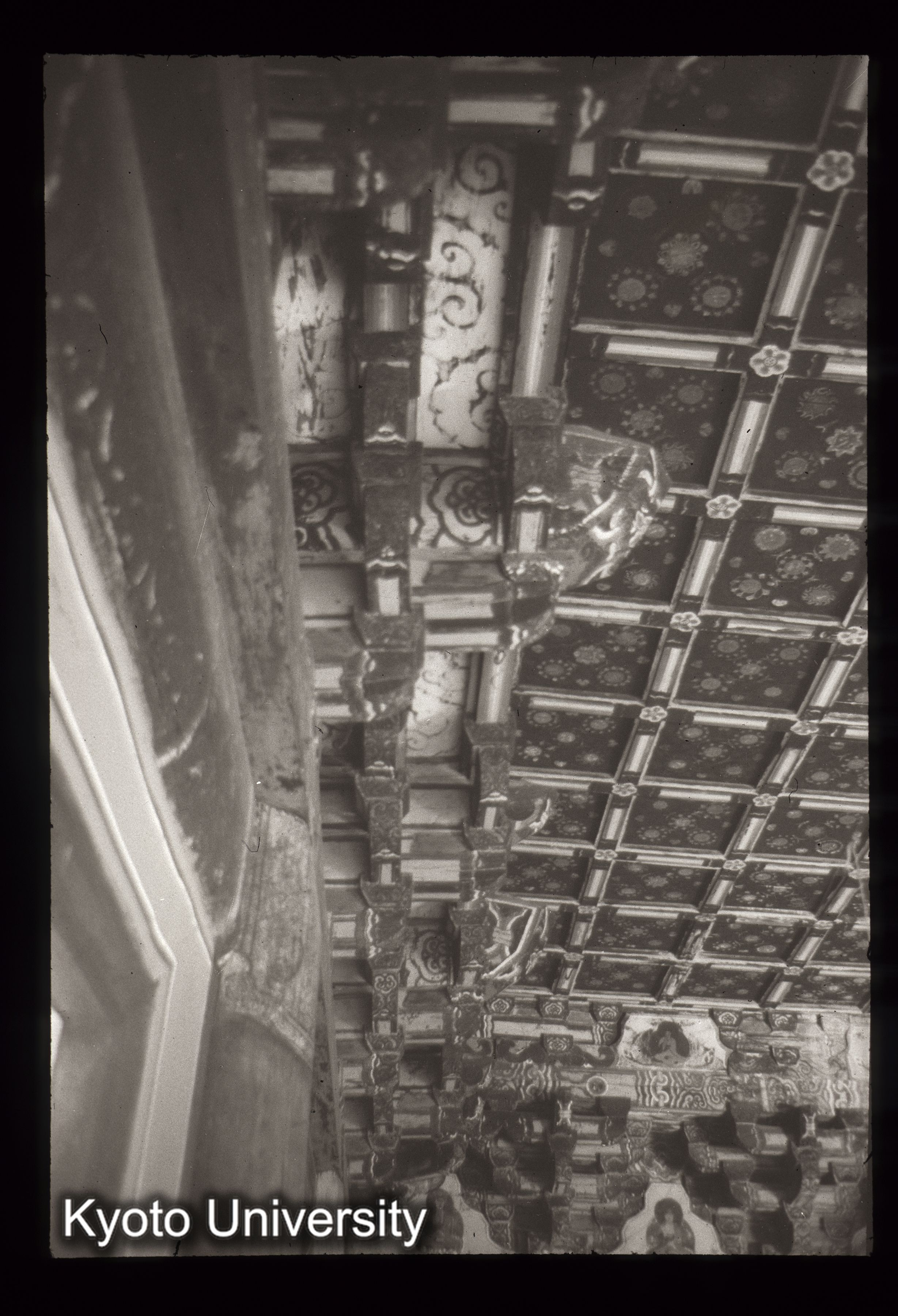 138_鳳停寺大雄殿 内部 栱包 (1)