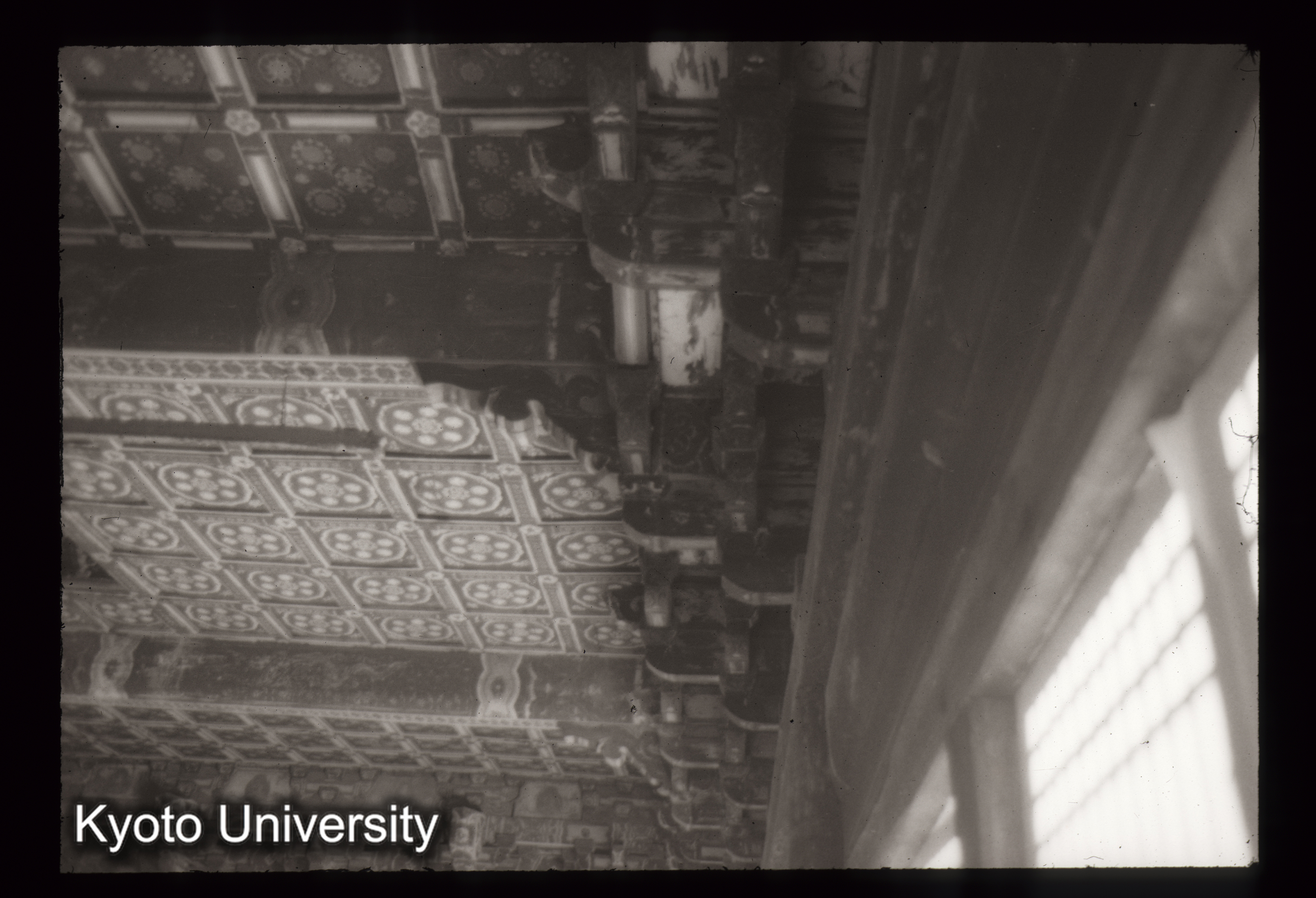 139_鳳停寺大雄殿 内部 栱包_× (1)