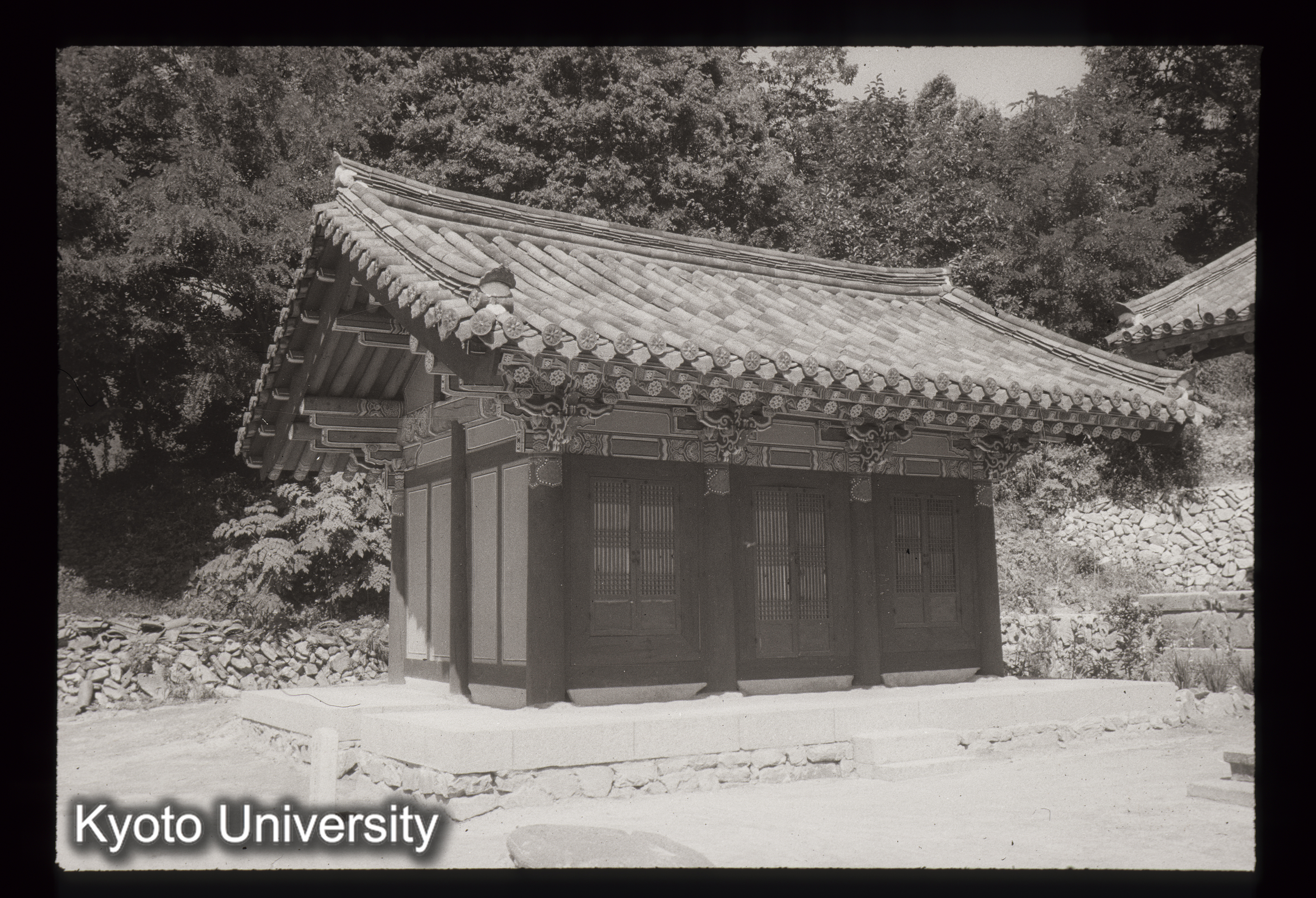 140_鳳停寺古今堂 正側面 （16-7thC） (1)