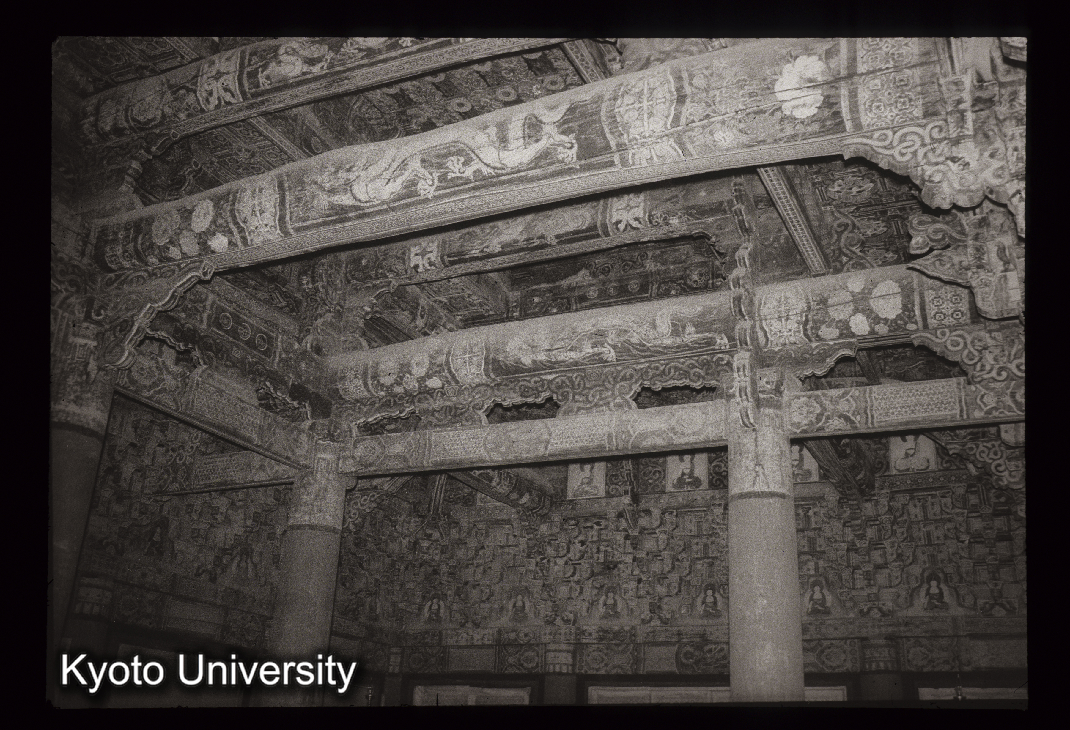 184_通度寺大雄殿 内部構架 (1)