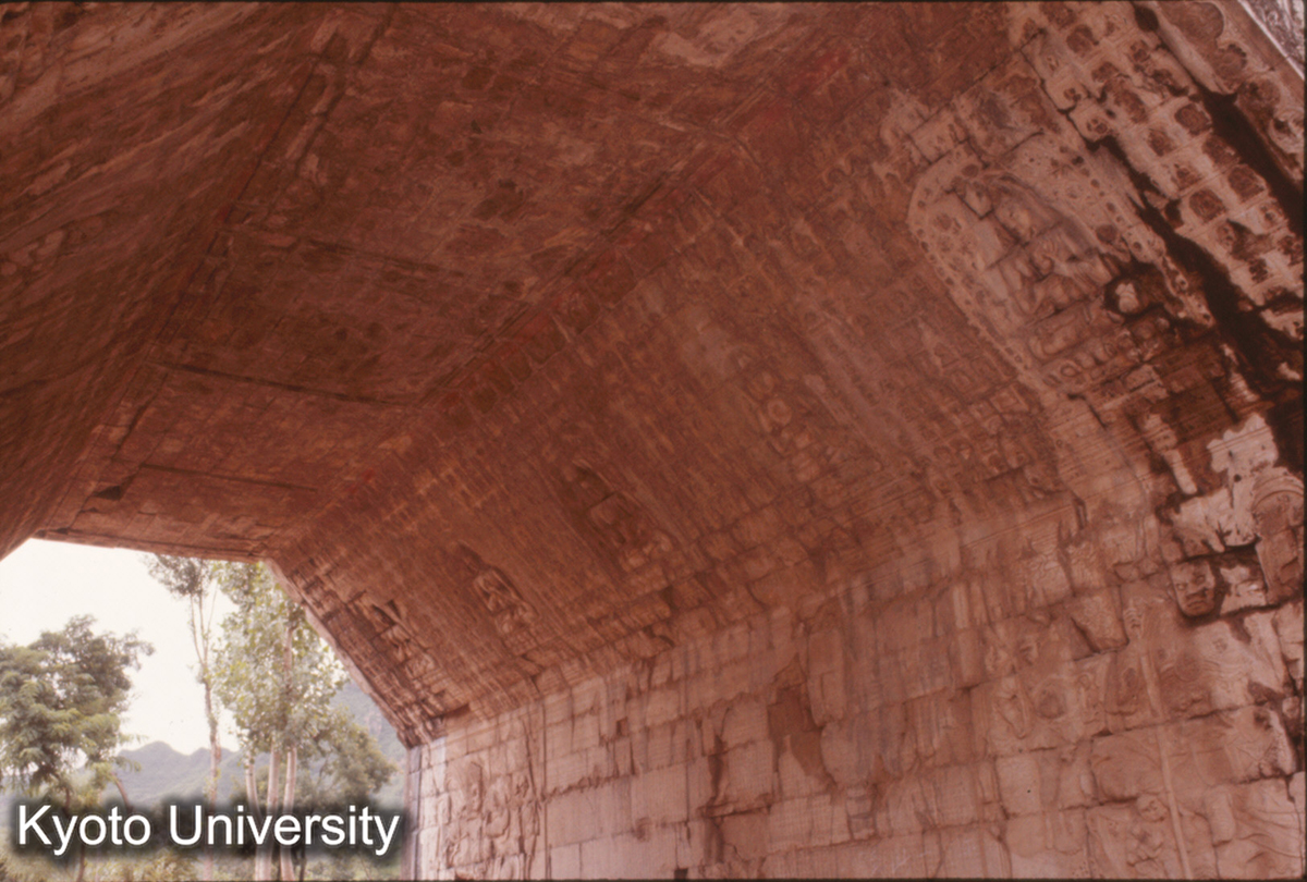 41_居庸関雲台 壁彫 (1)