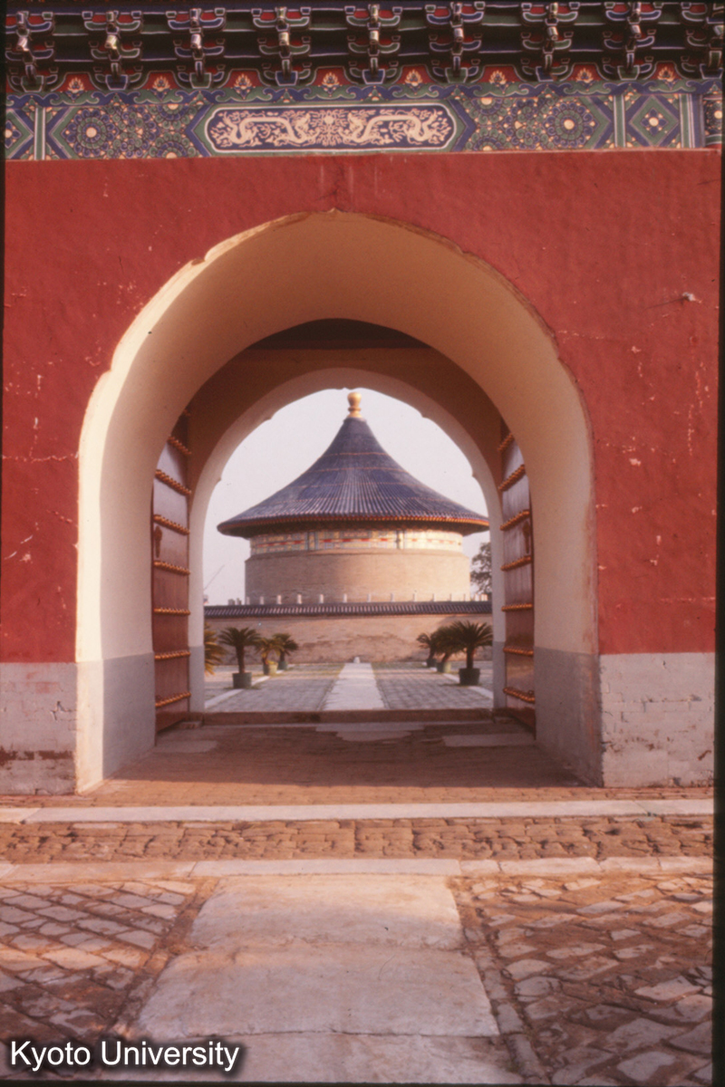 92_天壇皇穹宇 正面（門より） (1)