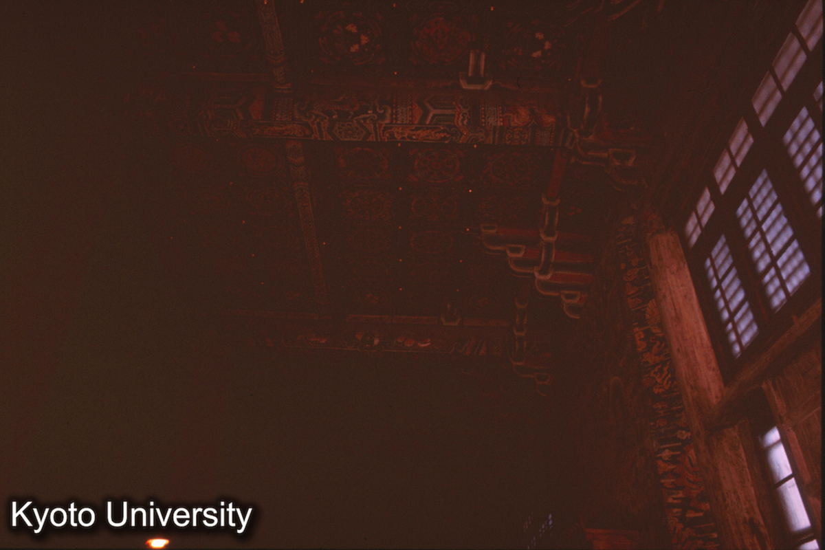 110_上華厳寺大雄宝殿 内部_× (1)