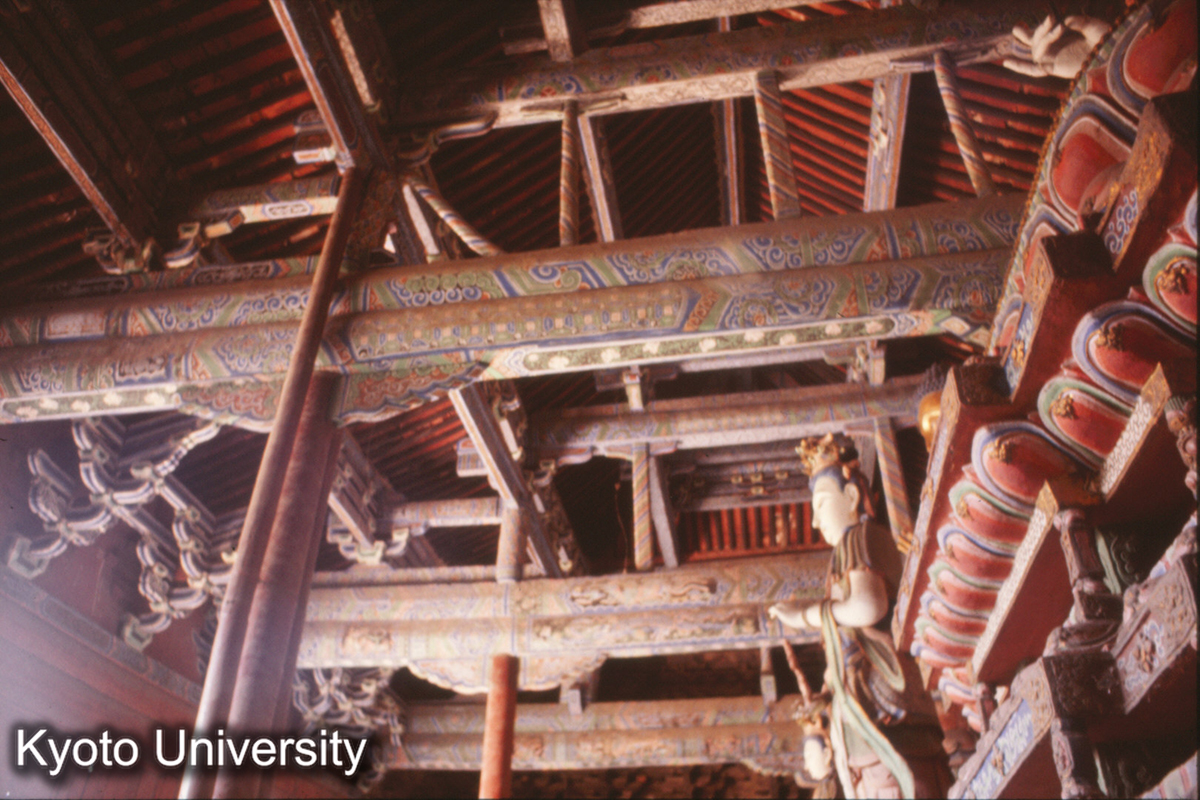 142_善化寺三聖殿 内部構架 (1)