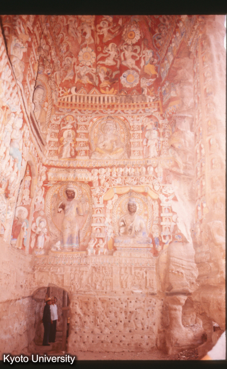 186_雲岡10窟外陣東壁 (1)