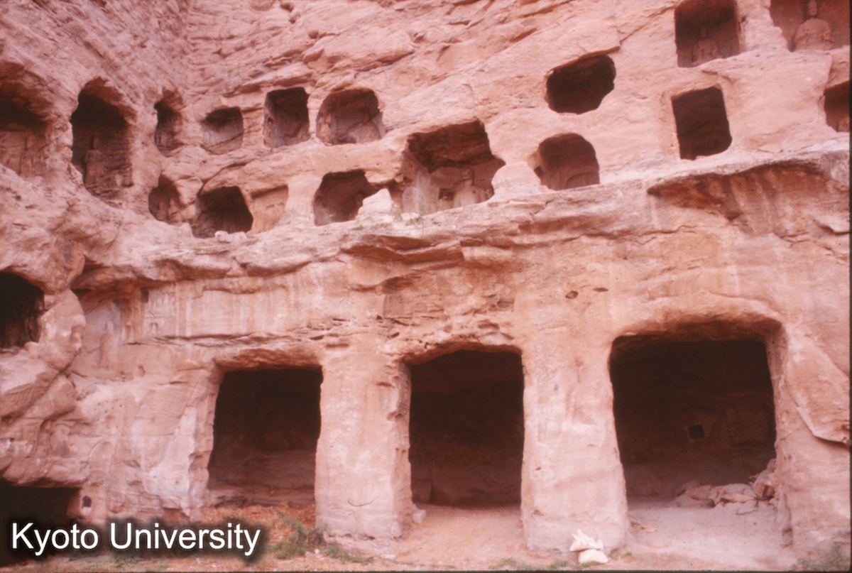 197_雲岡13窟正面 (1)