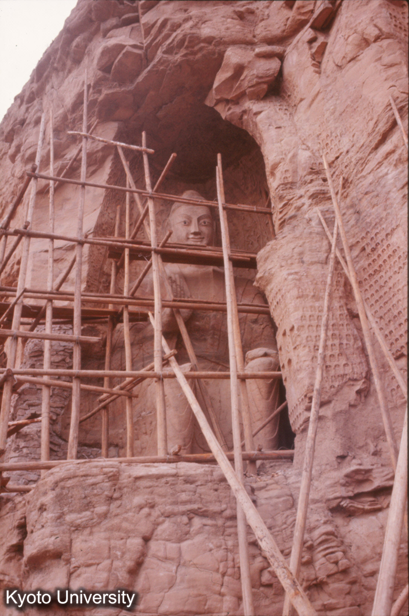 208_雲岡19窟西側脇侍 (1)