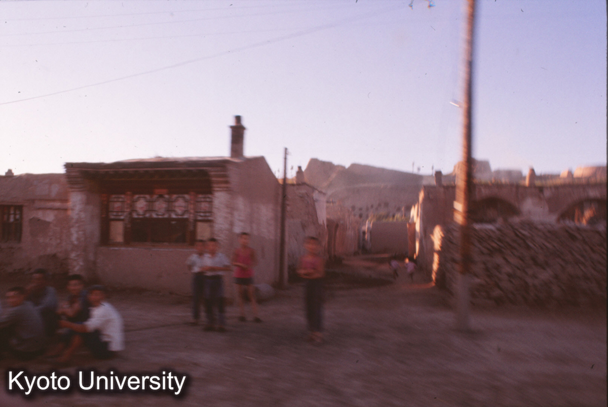 232_大同-雲岡 車窓より (1)