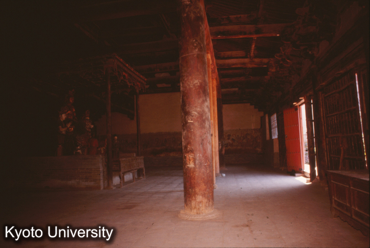 260_仏光寺文殊殿 内部 (1)