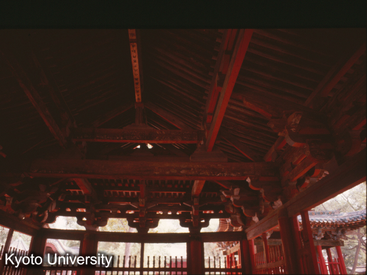 274_晋祠 献殿内部構架 (1)