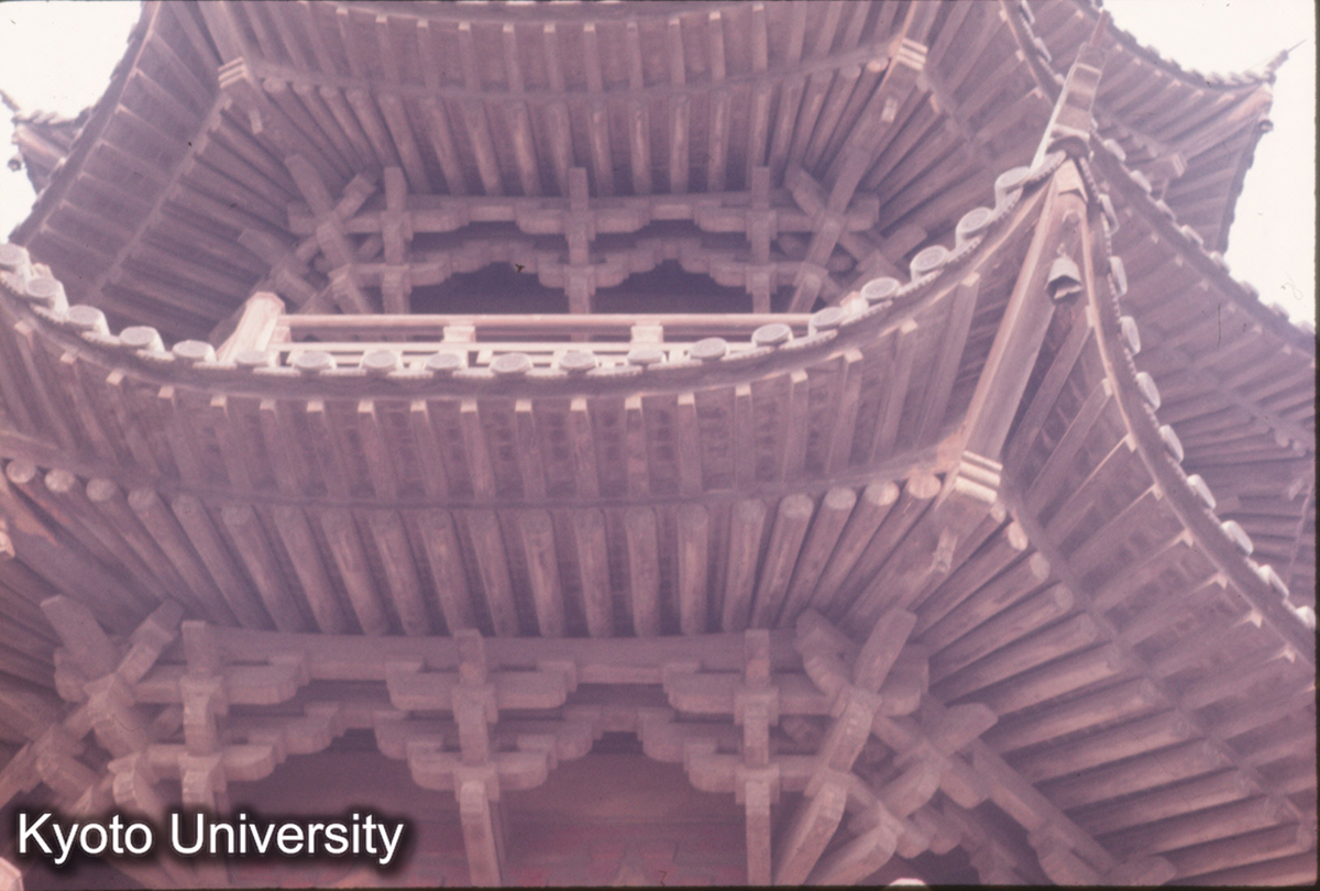 313_上海 龍華塔 軒まわり (1)