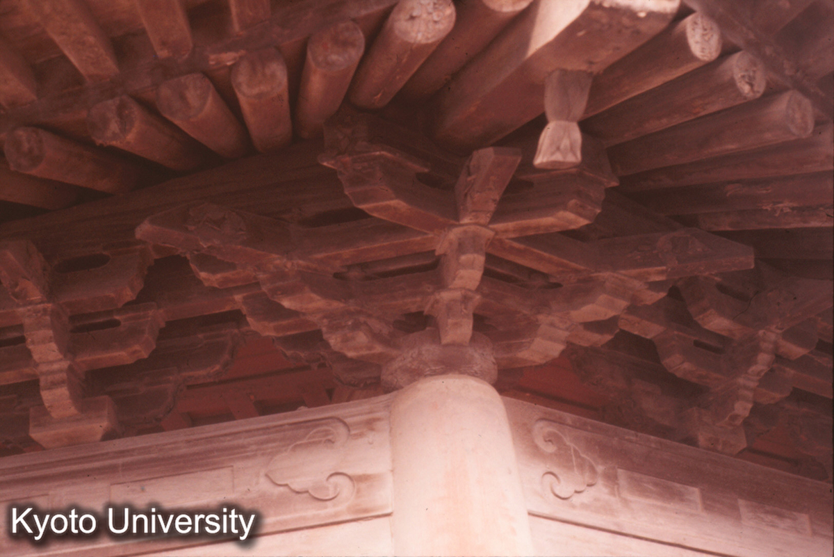 315_上海 龍華塔 隅斗栱 (1)