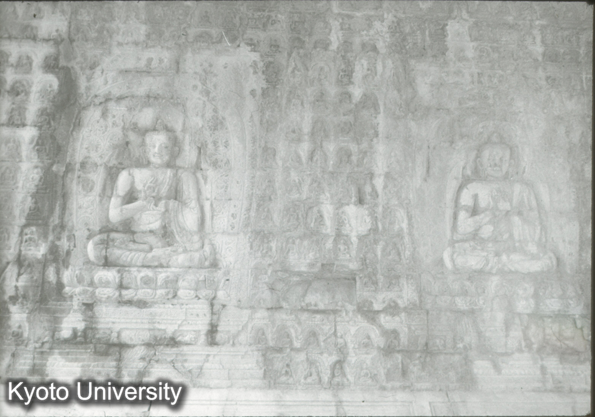 4_居庸関 壁彫 (1)