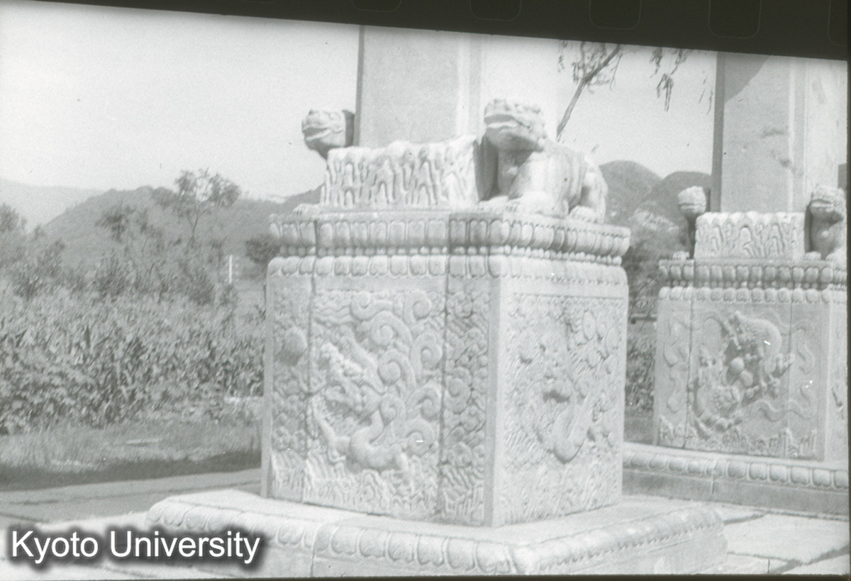 16_十三陵石牌坊 柱礎 彫飾 (1)