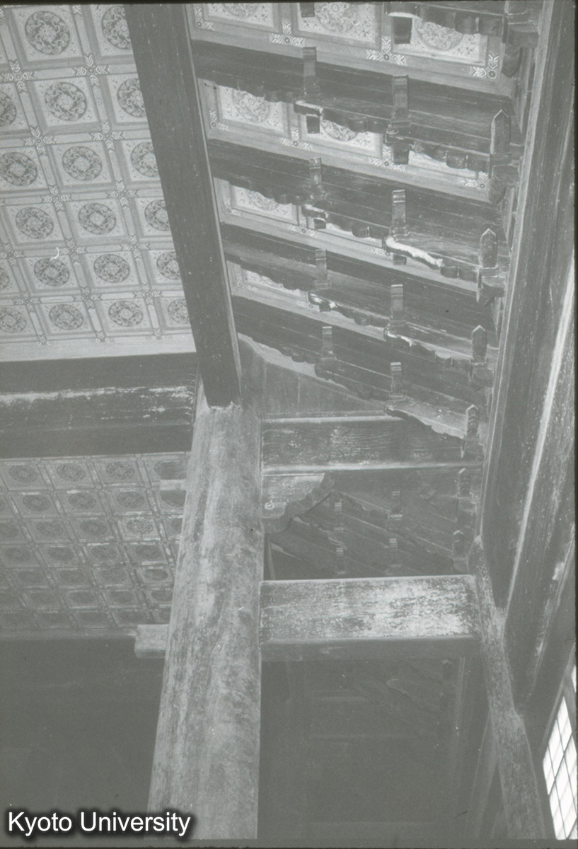 39_長陵稜恩殿 内部構架 (1)