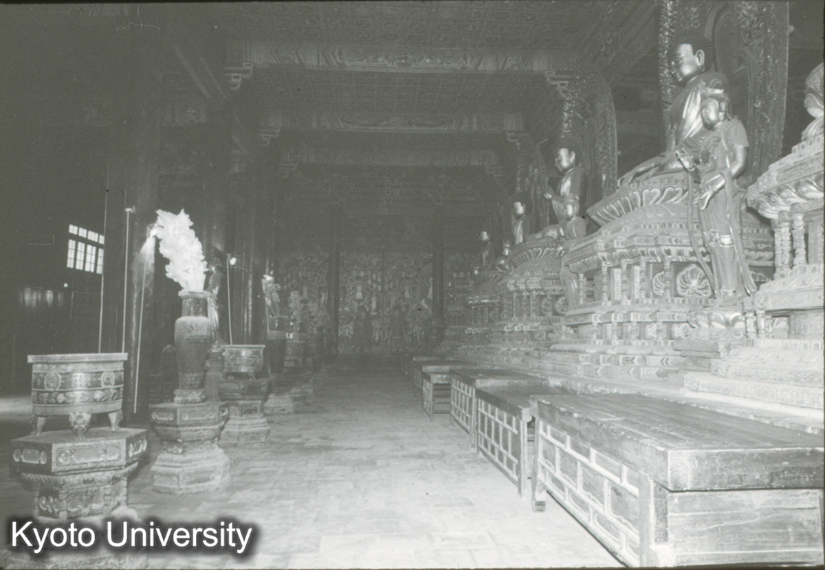 59_上華厳寺大雄宝殿 内部中央全景 (1)