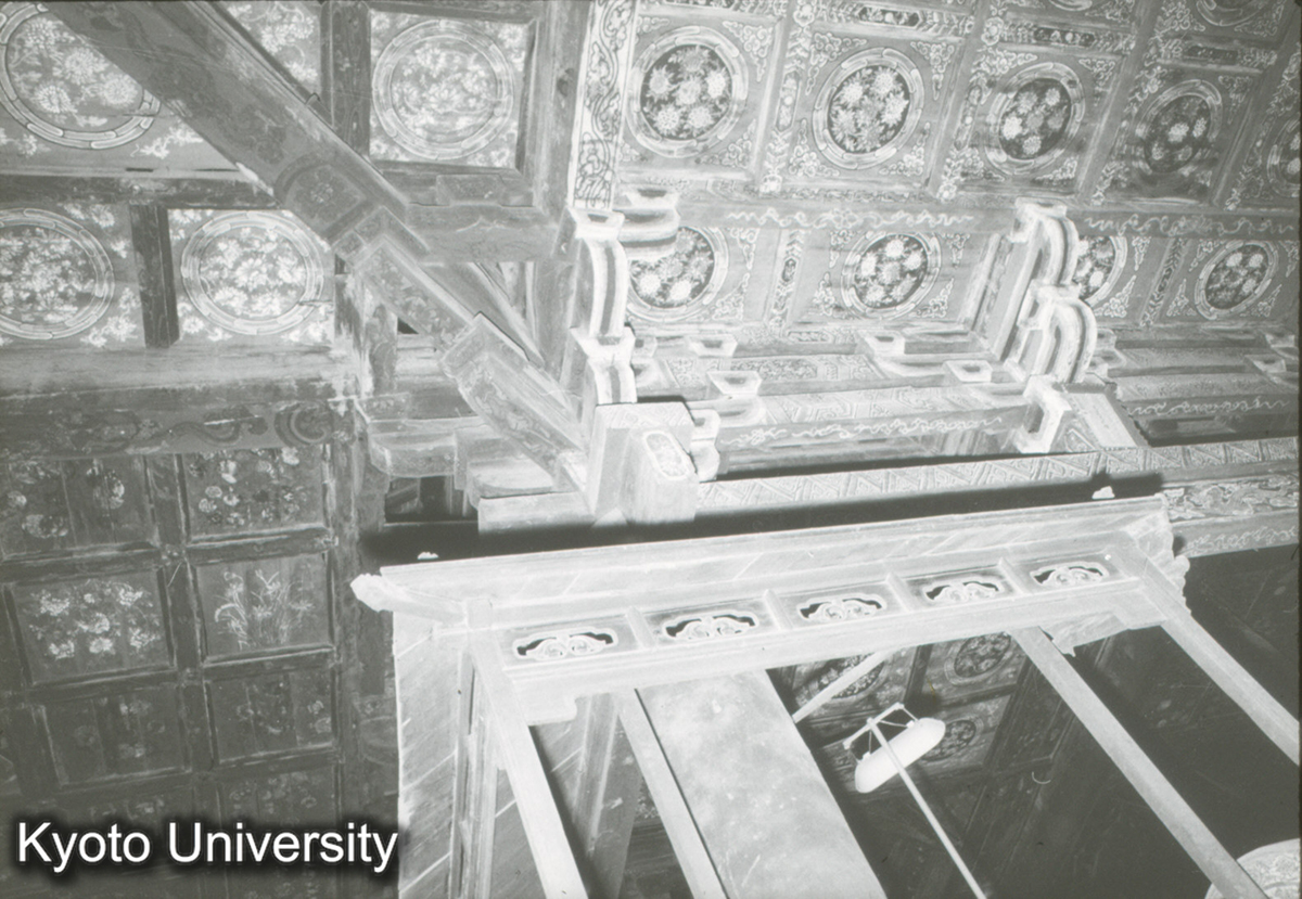 106_下華厳寺薄伽教蔵 内部藻井 (1)