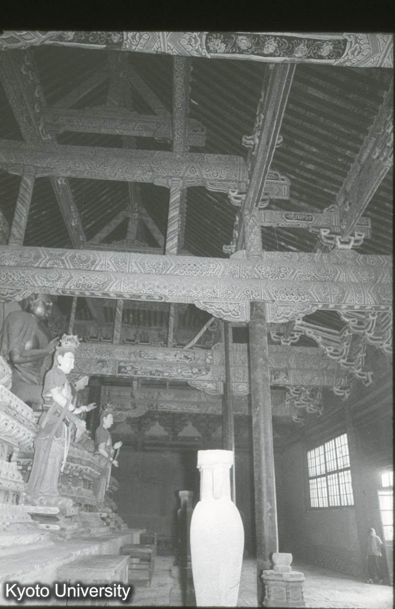 121_善化寺三聖殿 内部構架全景 (1)