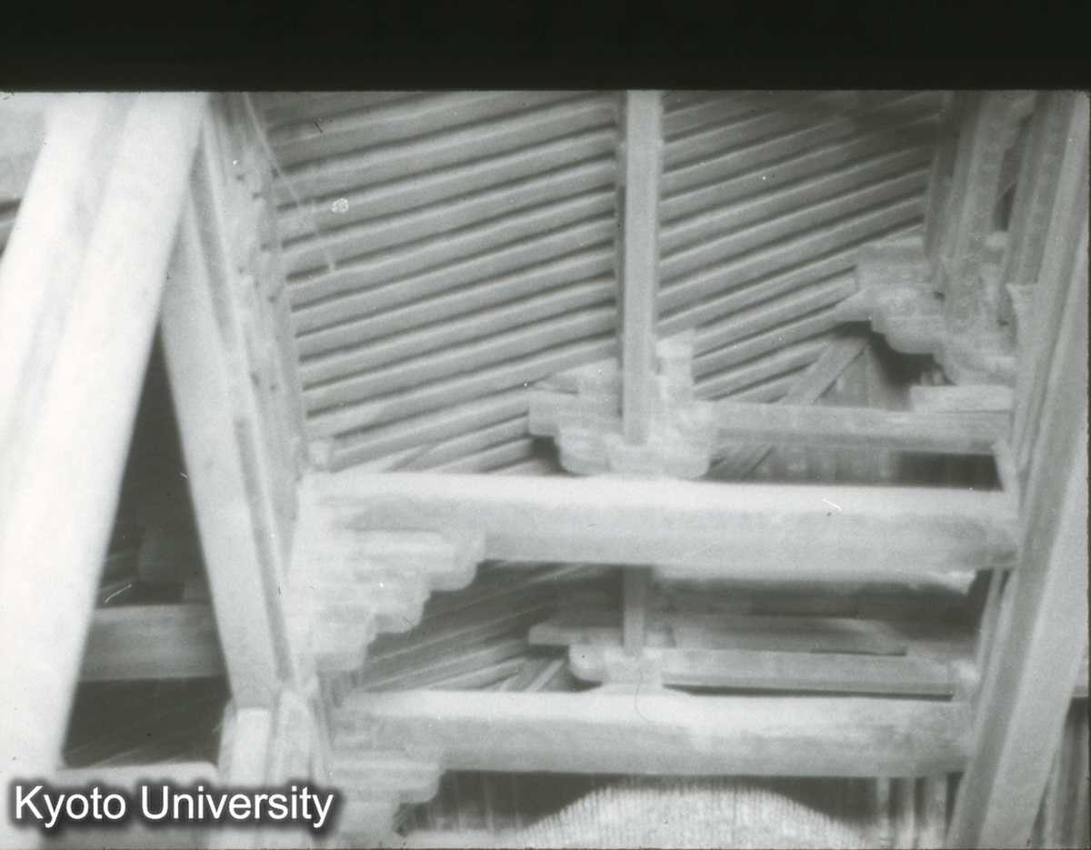 135_善化寺大殿 内部構架 (1)