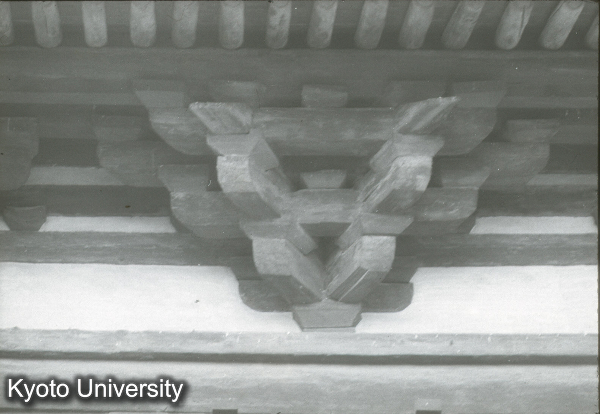 137_善化寺普賢閣 上層補間鋪作 (1)