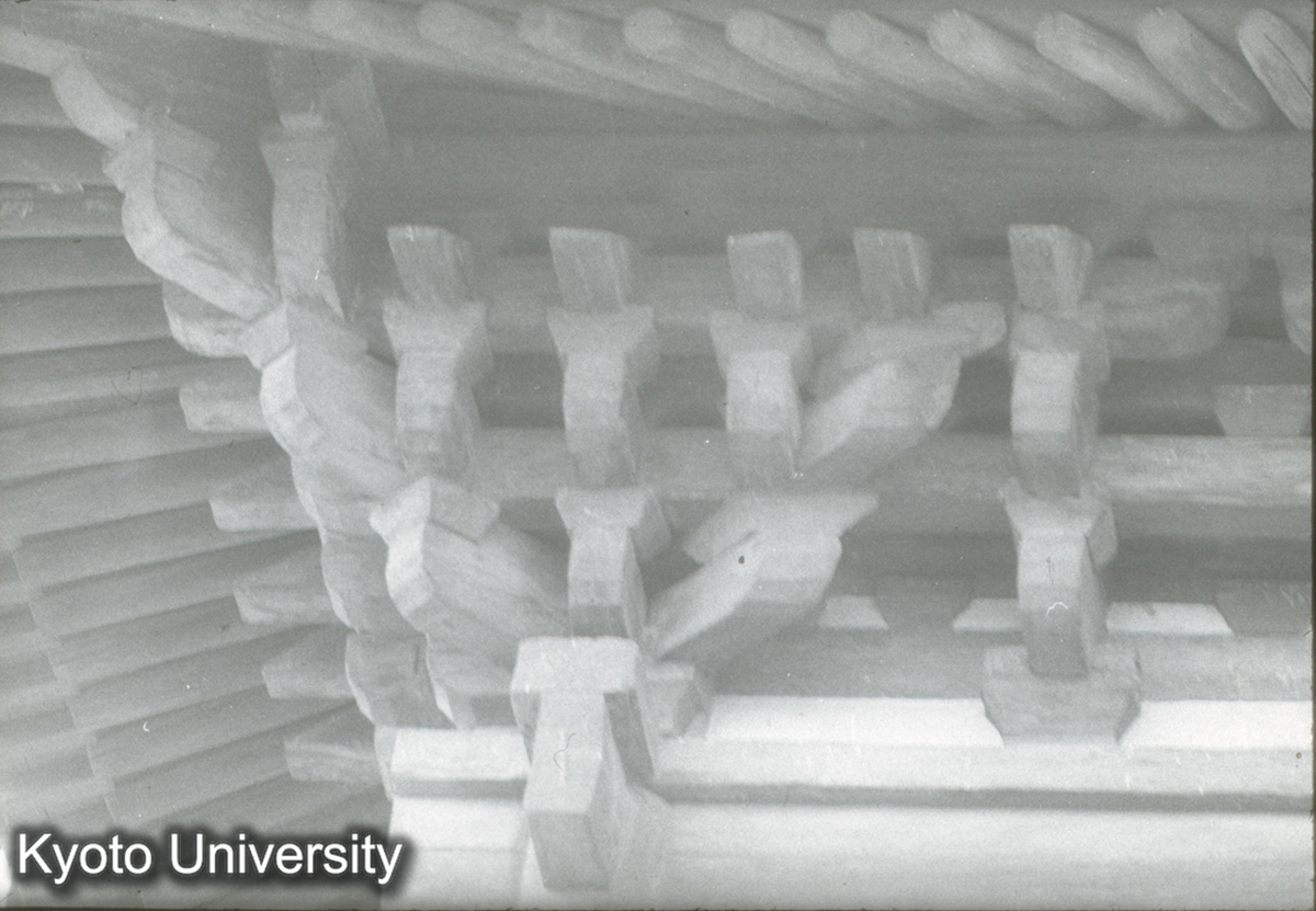 138_善化寺普賢閣 上層転角鋪作 (1)