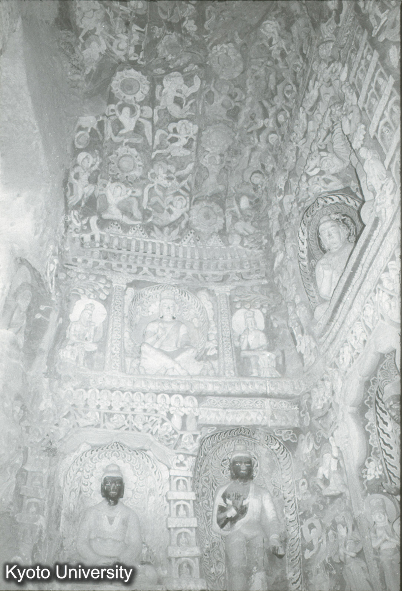 183_雲岡10窟 外陣西壁 (1)