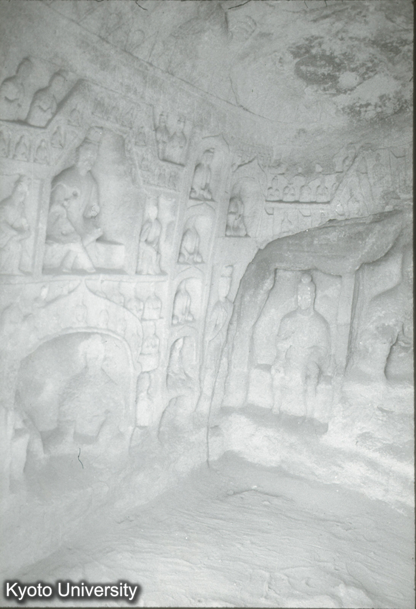 197_雲岡 内部 (1)