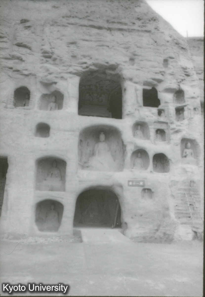 210_雲岡11窟 正面 (1)