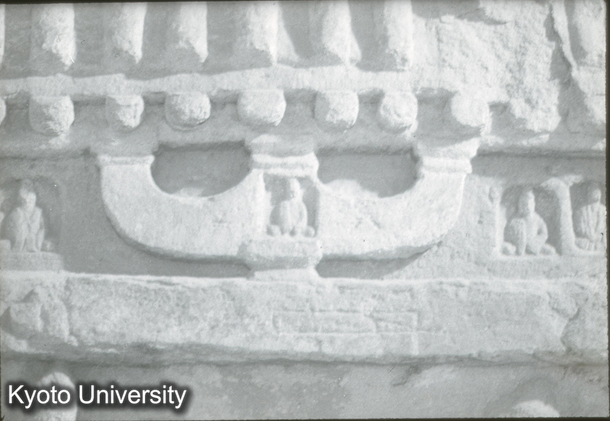 217_雲岡6窟 一斗三升 （東壁南半 斗栱図詳細） (1)