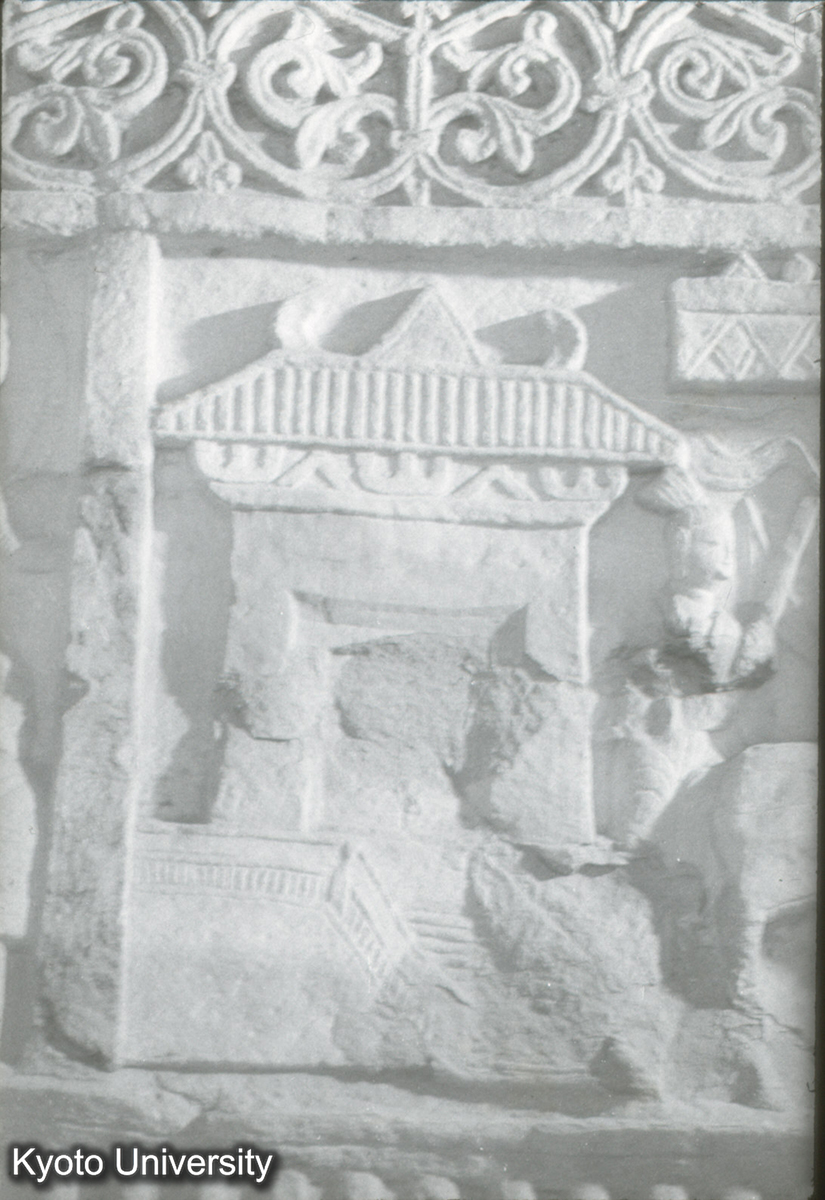 218_雲岡6窟 廡殿建築図 東壁南半 (1)