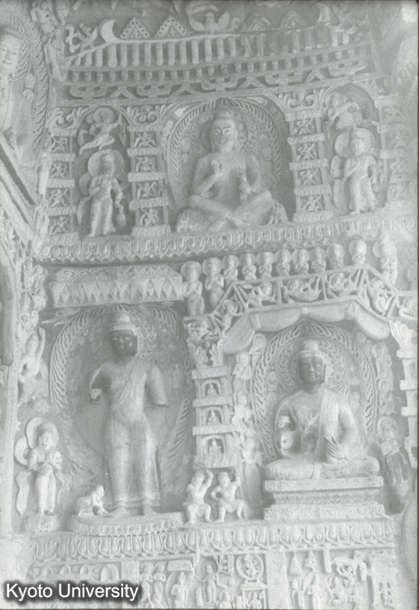 220_雲岡10窟 外陣東壁 (1)