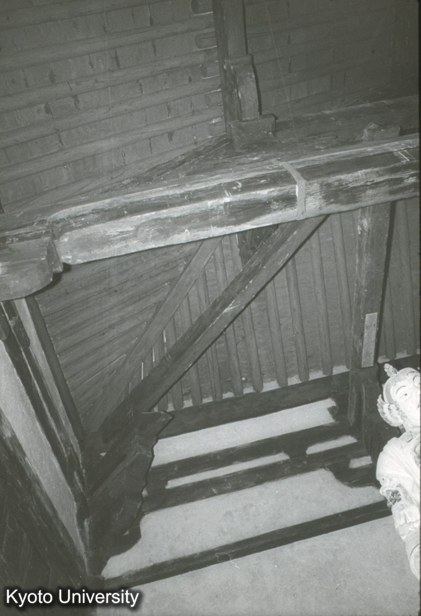 231_南禅寺大殿 内部構架 (1)