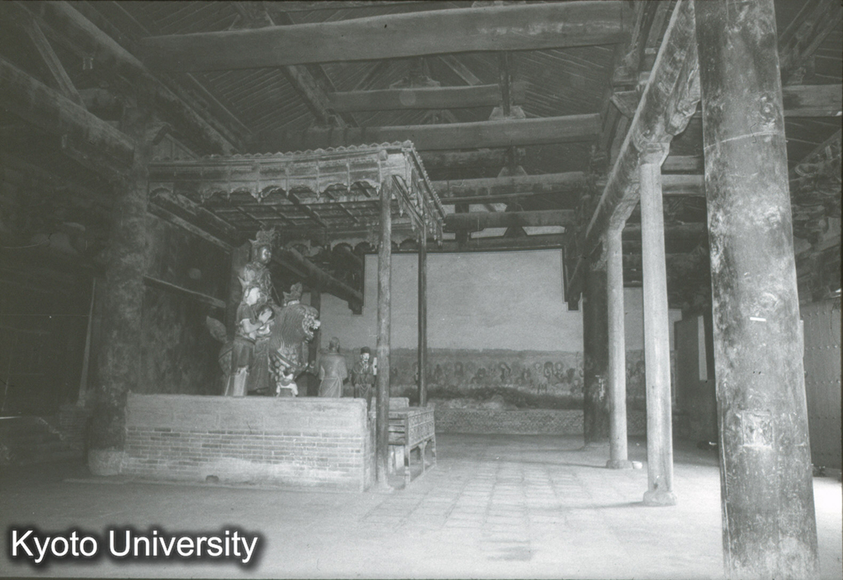 254_仏光寺文殊殿 内部全景 (1)