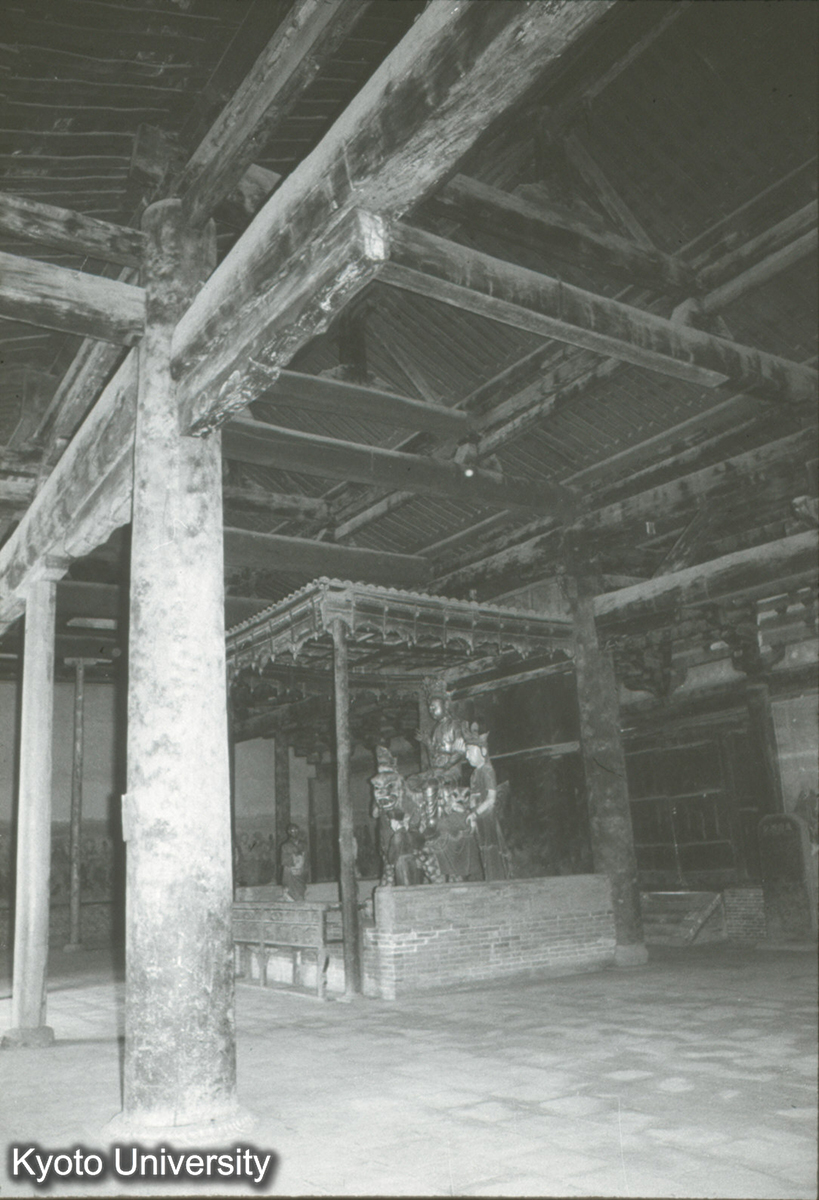 256_仏光寺文殊殿 内部全景 (1)