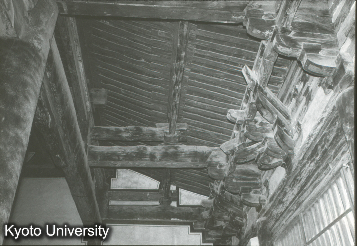 259_仏光寺文殊殿 内部斜栱 (1)