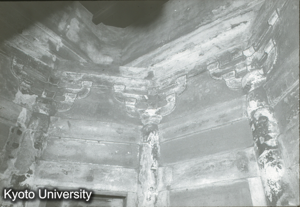 315_上海龍華塔 初層内部 斗栱 (1)