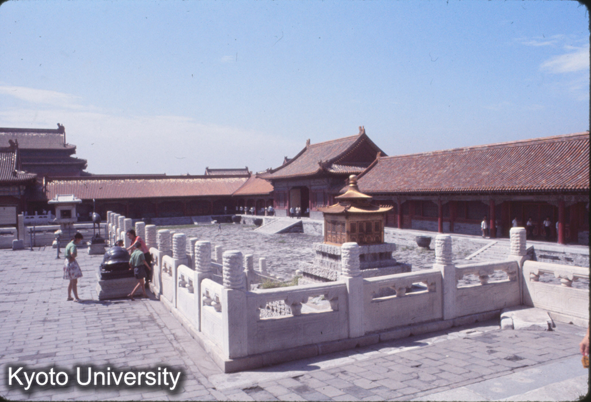 70_乾清宮 月台角 (1)