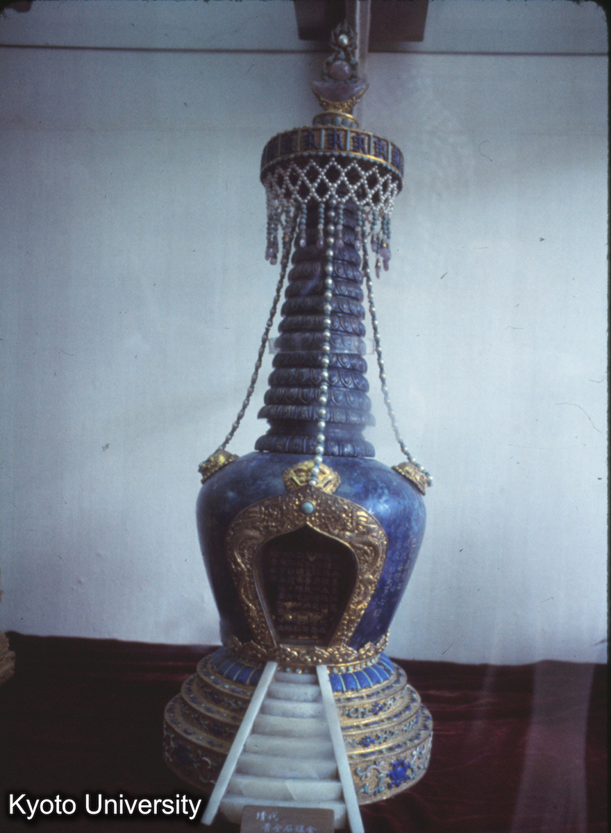 106_故宮博 ネパール型宝塔 (1)