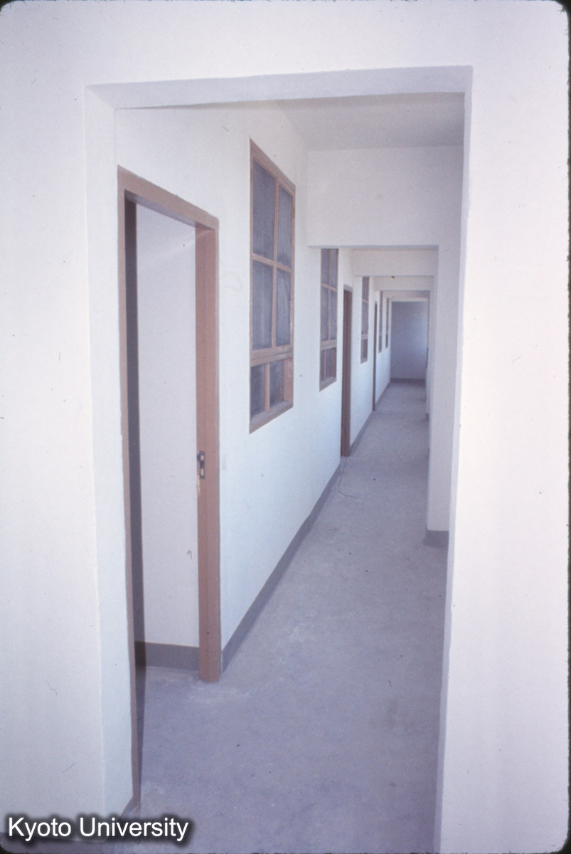 281_北京 前三門高層住宅 廊下 (1)