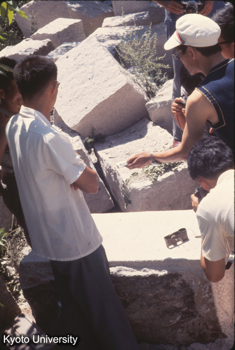 342_八達嶺付近 石工 (1)