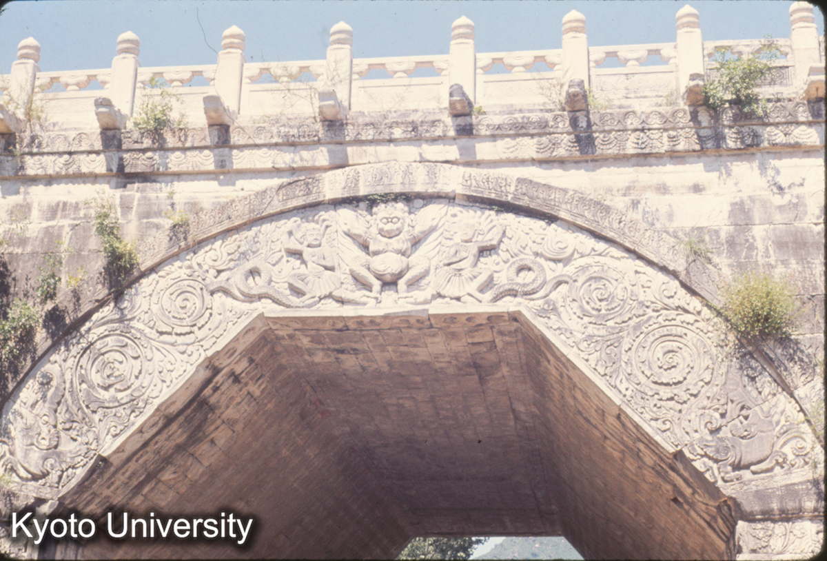 345_居庸関 門洞彫飾 (1)