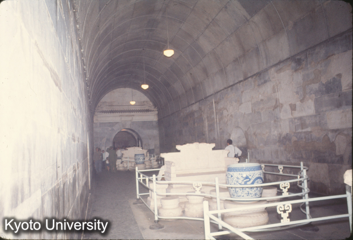 370_定陵地宮 中殿_77 (1)