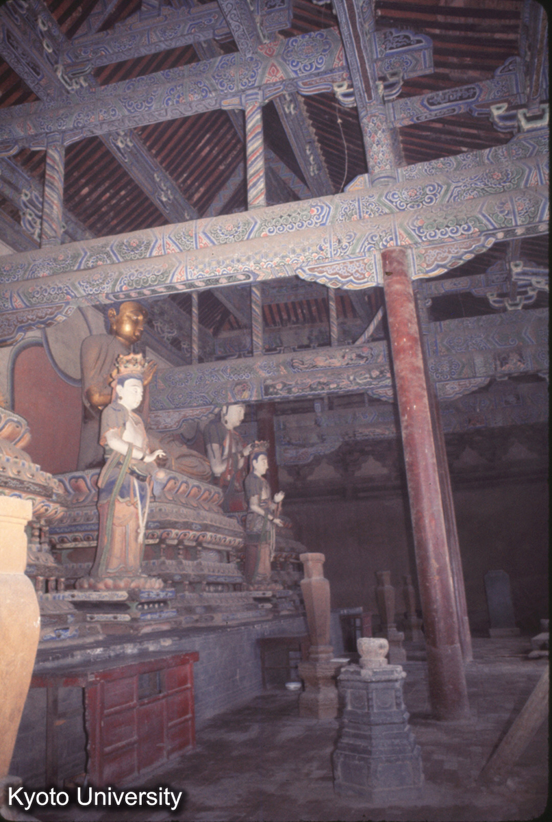 495_善化寺三聖殿 内部 (1)