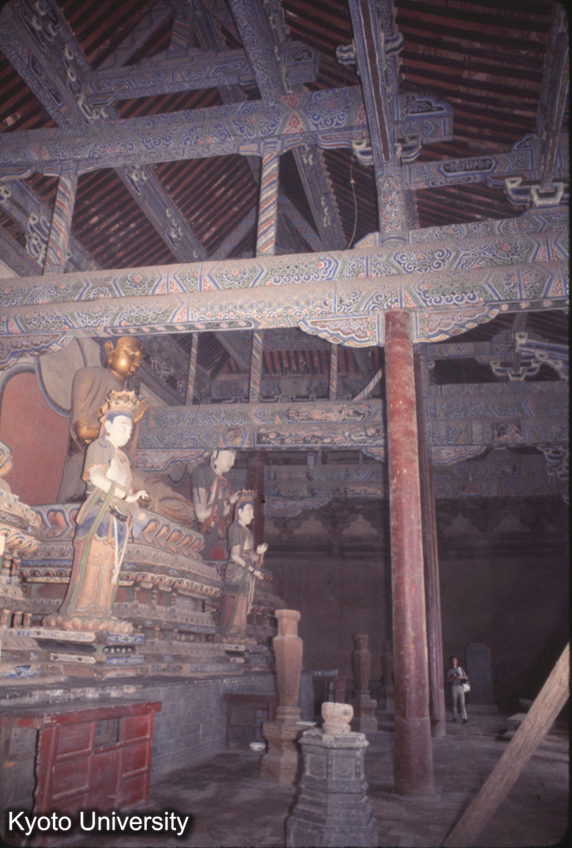 496_善化寺三聖殿 内部 (1)