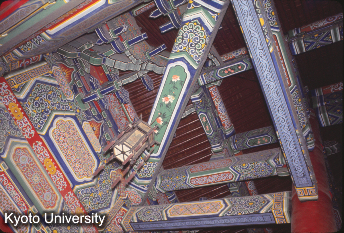 629_西安 鐘楼 上層転角梁架 (1)