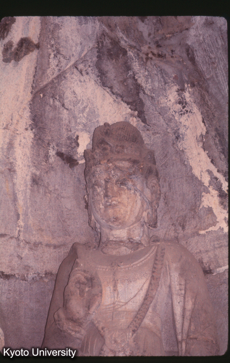 846_龍門 潜渓寺 北側菩薩 (1)